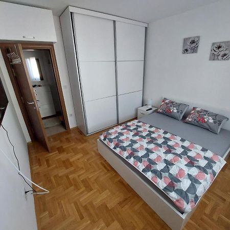Apartment Gelic Family كومانوفو المظهر الخارجي الصورة